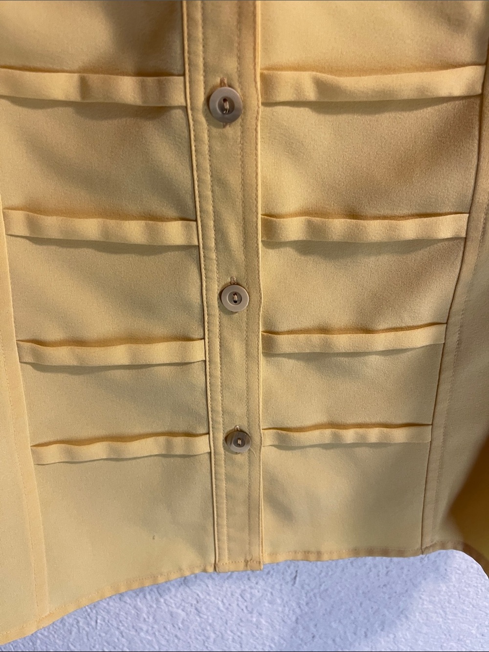 Covington Yellow Ruffle-Trim Button Front Blouse Size Large - Picture 6 of 12